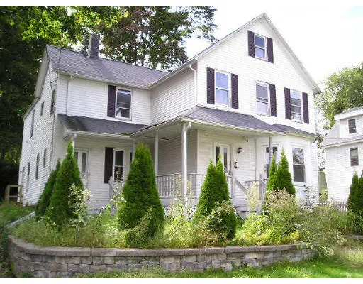 Unit for sale at 128 Mechanic St, Marlborough, MA 01752