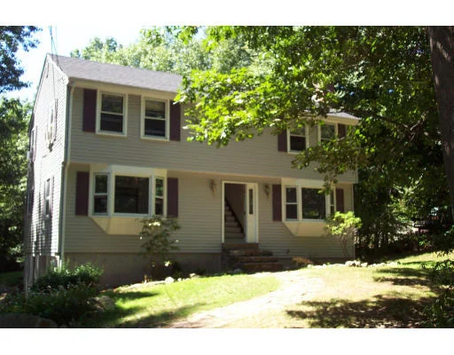 Unit for sale at 11 Merriam District, Oxford, MA 01537