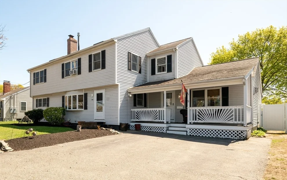 Unit for sale at 9 Macarthur Blvd, Danvers, MA 01923