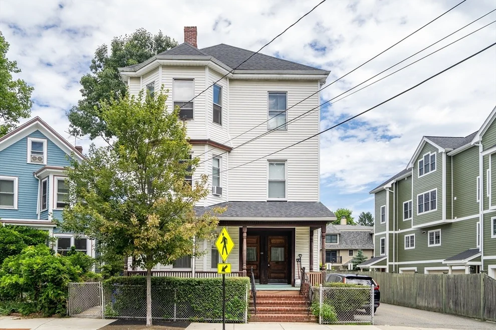 Unit for sale at 86 Chestnut St, Brookline, MA 02445