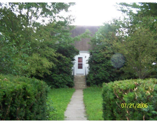 Unit for sale at 40 Reed St, Randolph, MA 02368