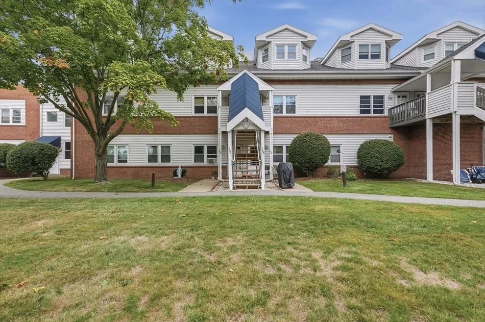 Unit for sale at 26 School St, Hull, MA 02045