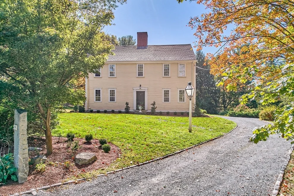 Unit for sale at 139 Walpole St, Dover, MA 02030