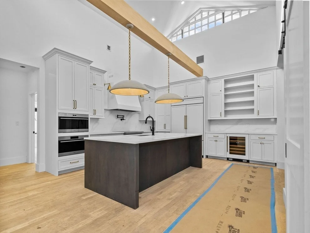 Unit for sale at 145 Warren St, Newton, MA 02459