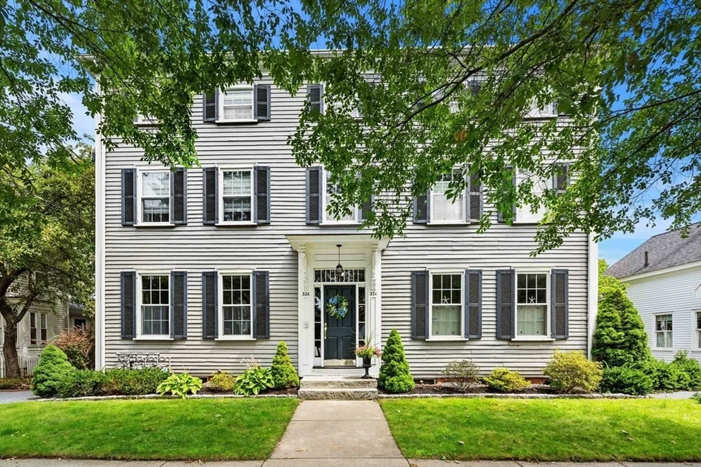 Unit for sale at 324-326 High St, Newburyport, MA 01950