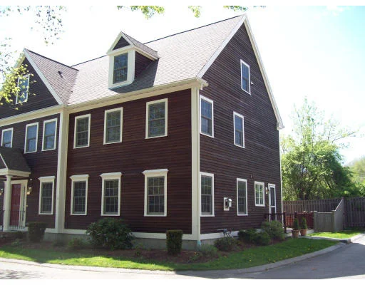 Unit for sale at 12 Olde Ipswich Way, Ipswich, MA 01938