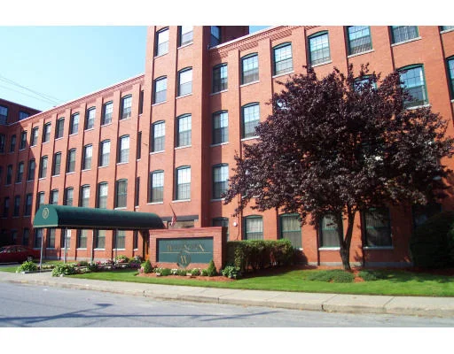 Unit for sale at 54 Green St, Leominster, MA 01453