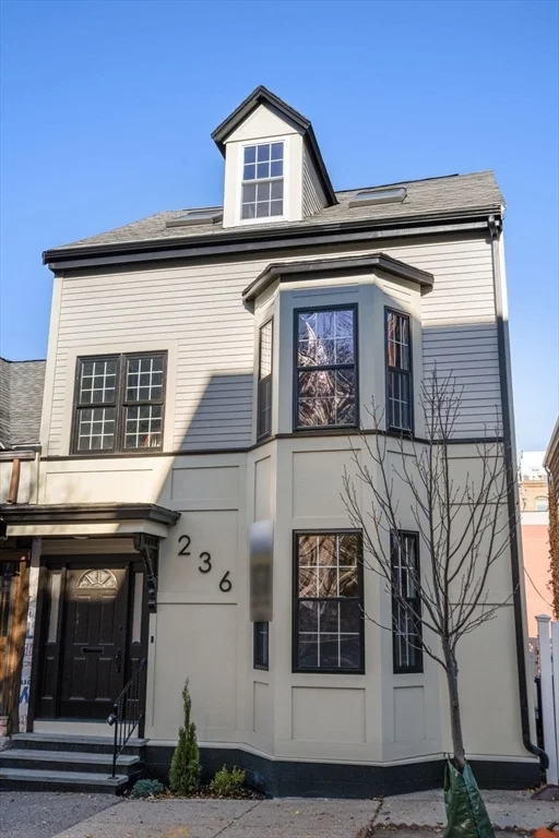 Unit for sale at 236 W 3rd St, Boston, MA 02127