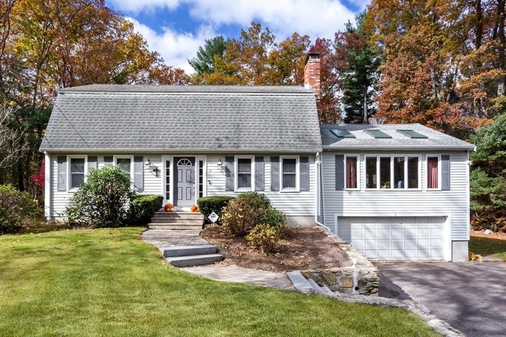 Unit for sale at 18 Mary Anne Drive, Franklin, MA 02038