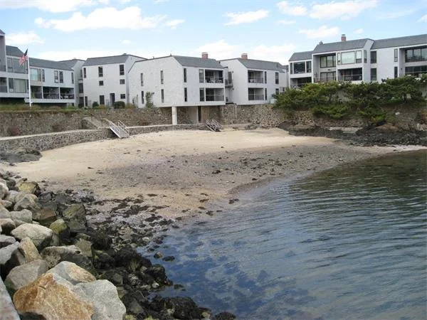 Unit for sale at 2 Brackett Place, Marblehead, MA 01945