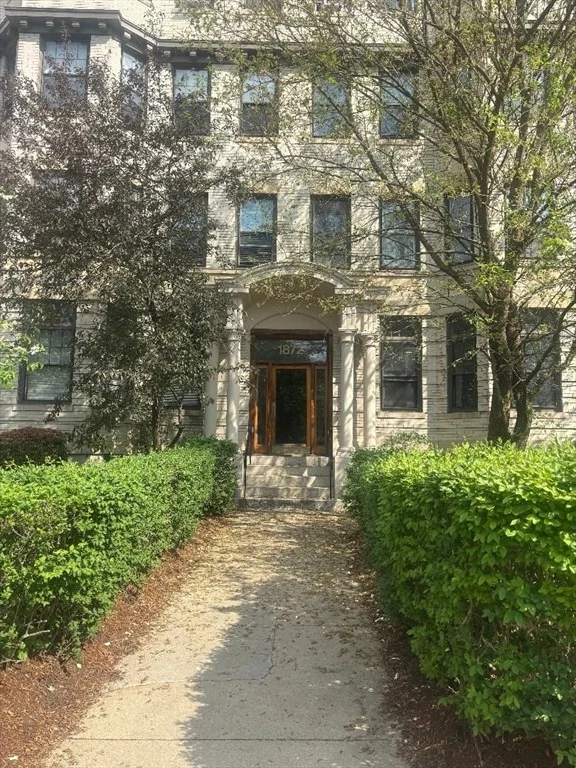 Unit for sale at 1872 Commonwealth Ave, Boston, MA 02135