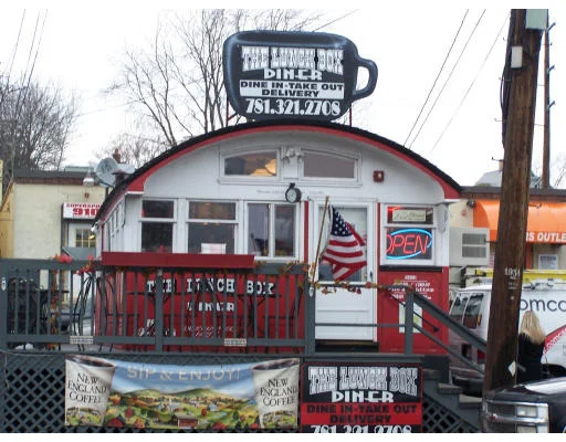 Unit for sale at 906 Eastern Ave, Malden, MA 02148