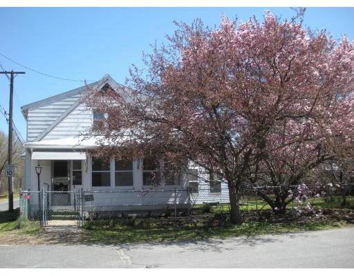 Unit for sale at 343 - 345 Water Street, Springfield, MA 01151