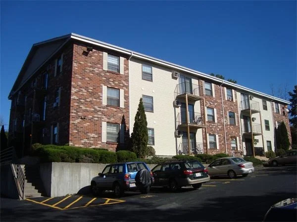 Unit for sale at 10 Hemans St, Worcester, MA 01605