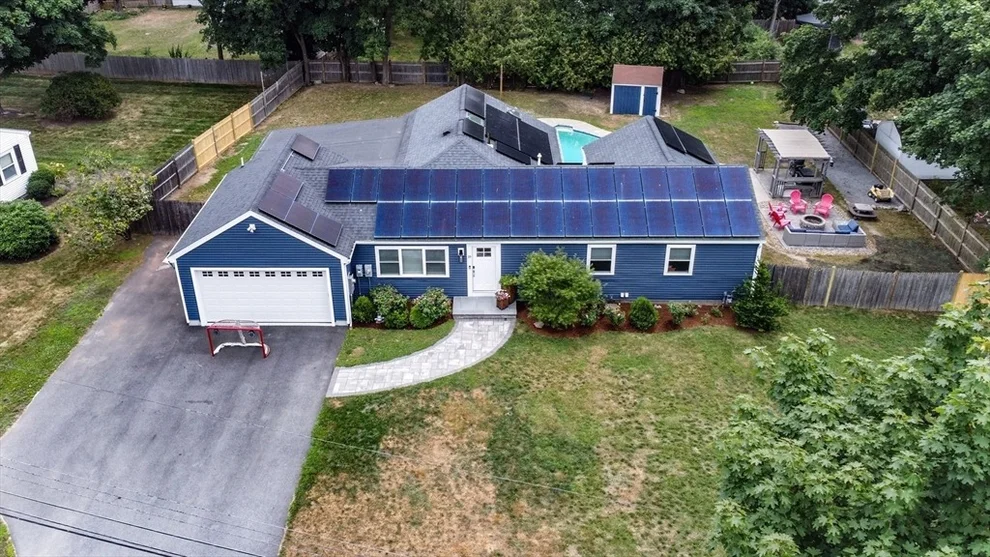 Unit for sale at 19 Edgell Dr, Framingham, MA 01701