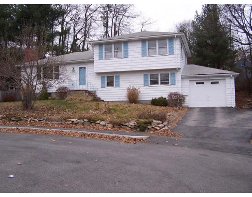 Unit for sale at 27 Doris Rd, Braintree, MA 02184