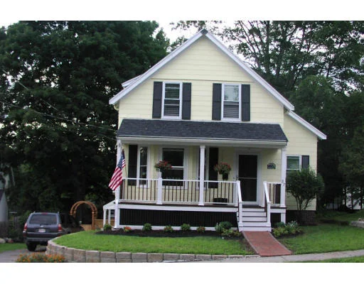 Unit for sale at 27 Mineral Street, Reading, MA 01867