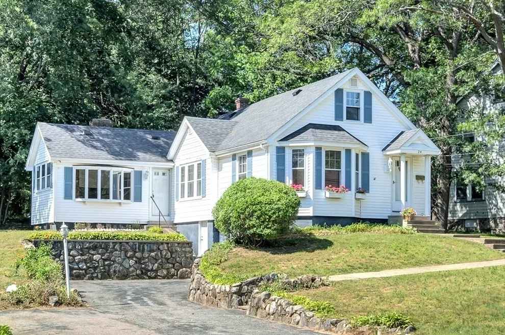 Unit for sale at 24 Alfred St, Woburn, MA 01801