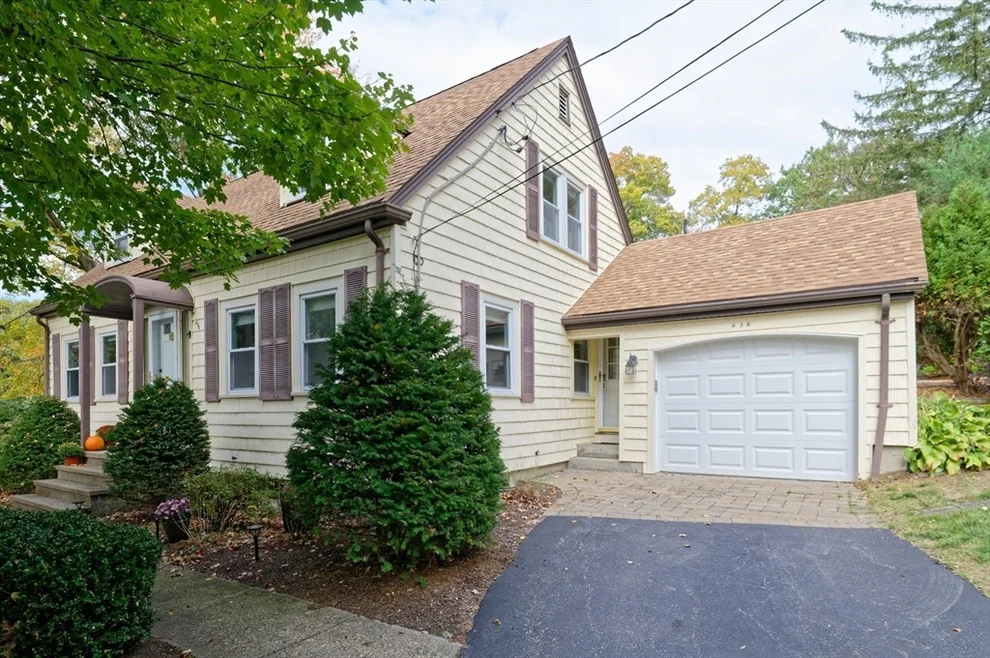 Unit for sale at 638 Main St, Ashland, MA 01721