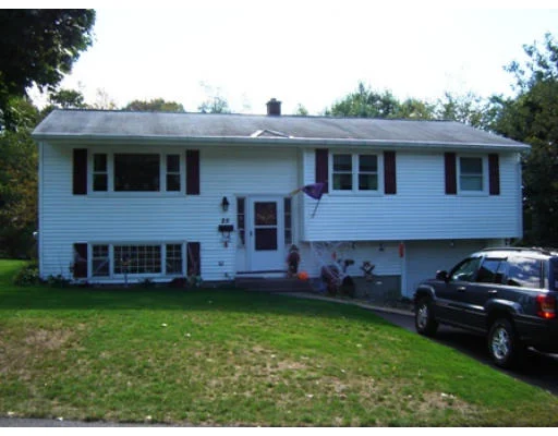 Unit for sale at 25 Bradford Road, Hudson, MA 01749
