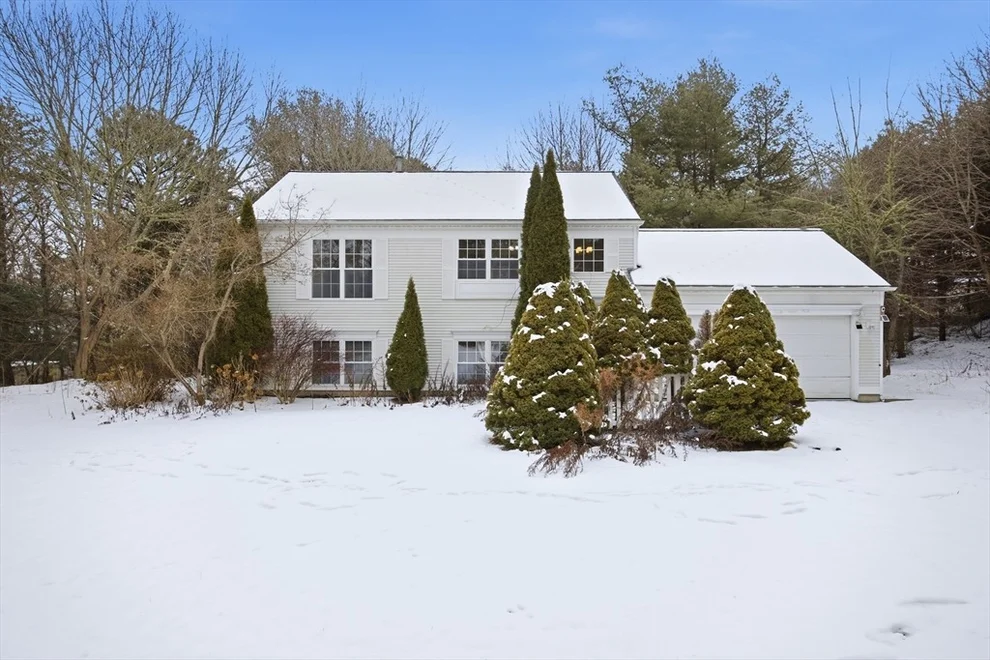 Unit for sale at 305 Raymond Road, Plymouth, MA 02360