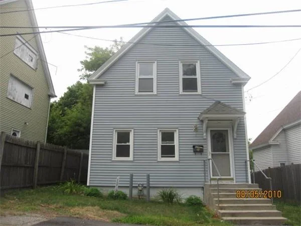 Unit for sale at 3 Lyman St, Worcester, MA 01603