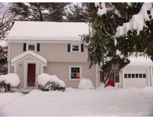 Unit for sale at 9 Belmore Park, Newton, MA 02462