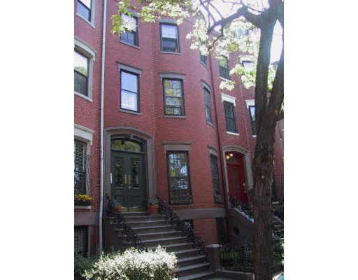 Unit for sale at 71 Worcester St, Boston, MA 02118