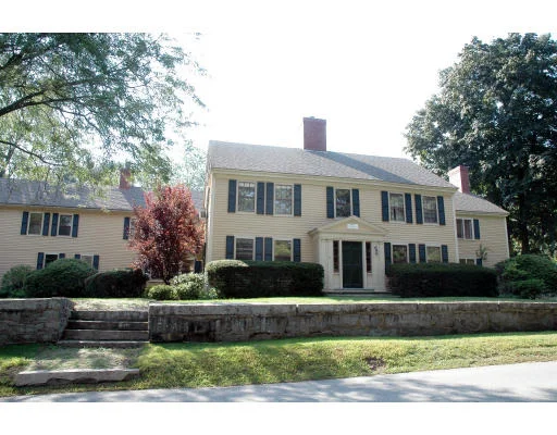 Unit for sale at 41 Wood Street, Concord, MA 01742