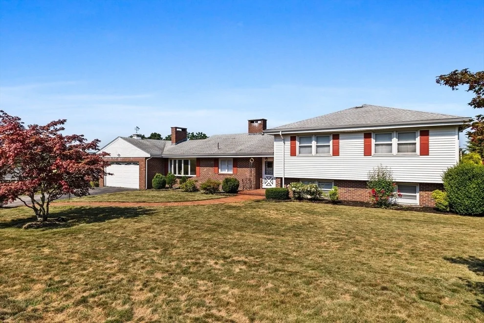 Unit for sale at 63 Sears Rd, Milton, MA 02186