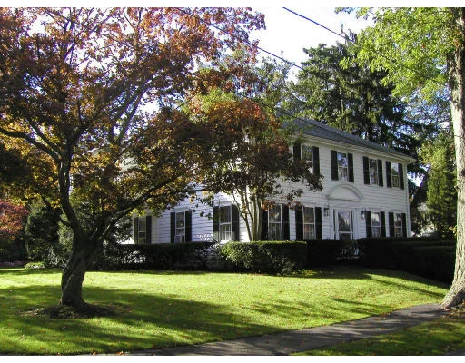 Unit for sale at 4 Hawthorne Road, Swampscott, MA 01907