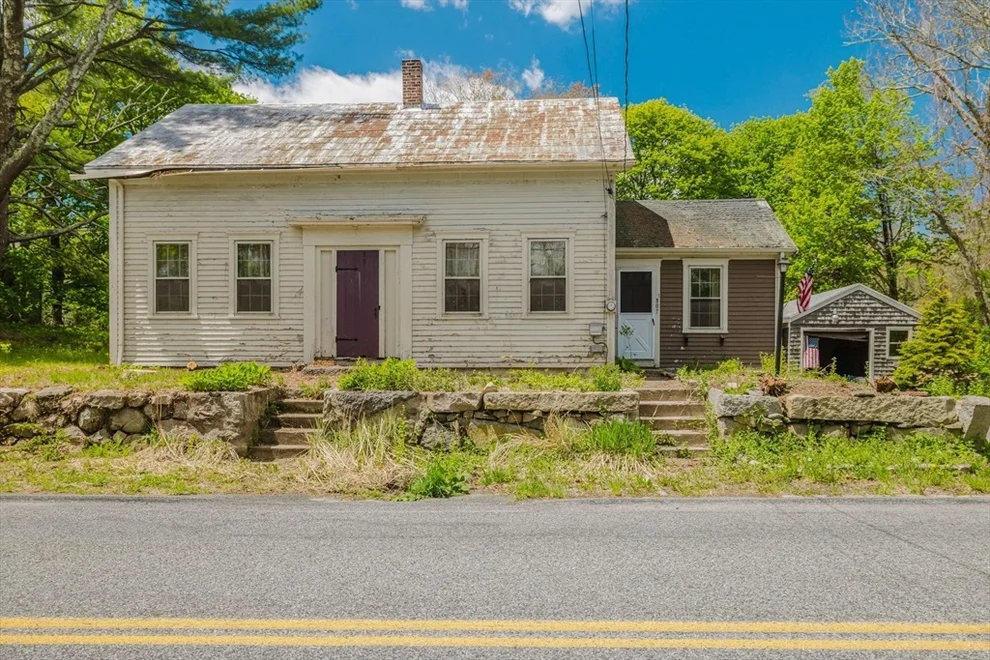Unit for sale at 807 Gifford Rd, Westport, MA 02790