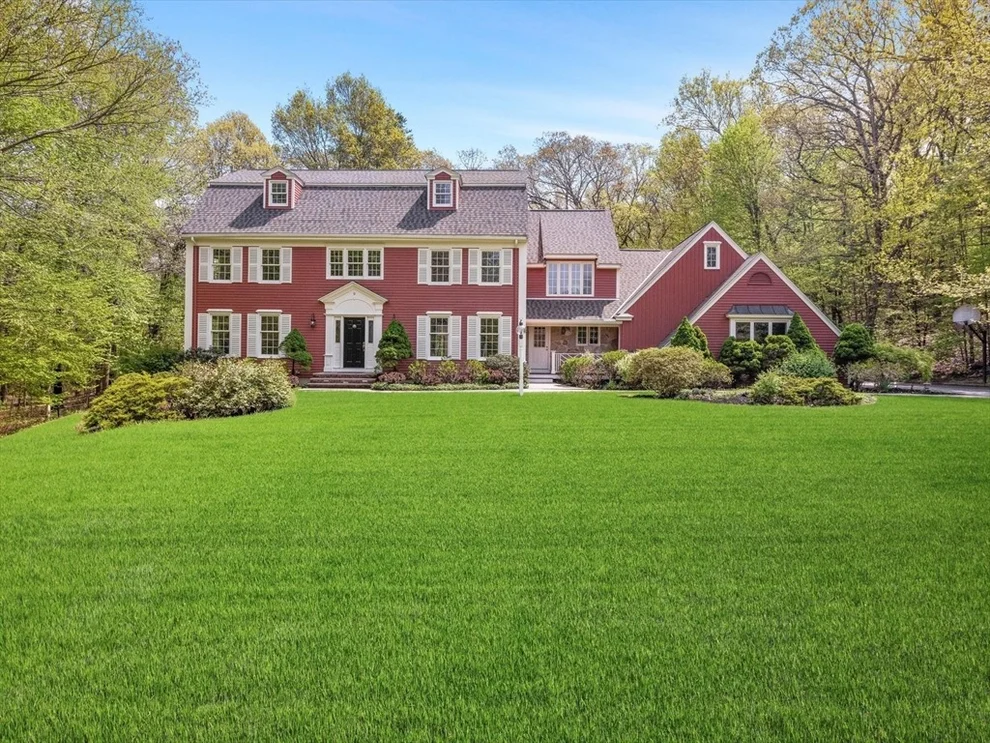 Unit for sale at 9 Catie Dr, Westborough, MA 01581