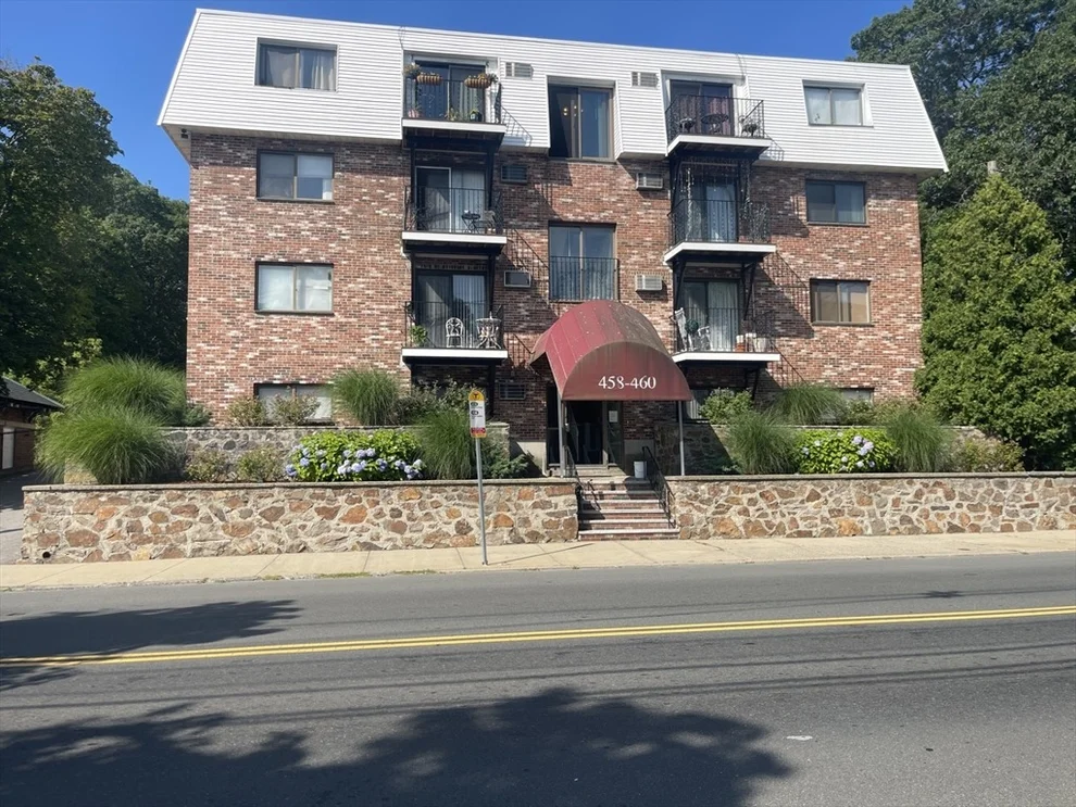 Unit for sale at 458-460 Eastern Ave, Lynn, MA 01902