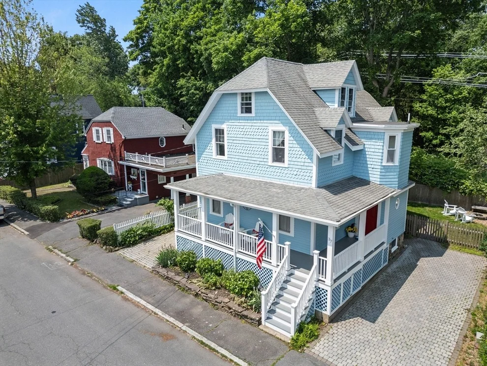 Unit for sale at 37 Devereux St, Marblehead, MA 01945