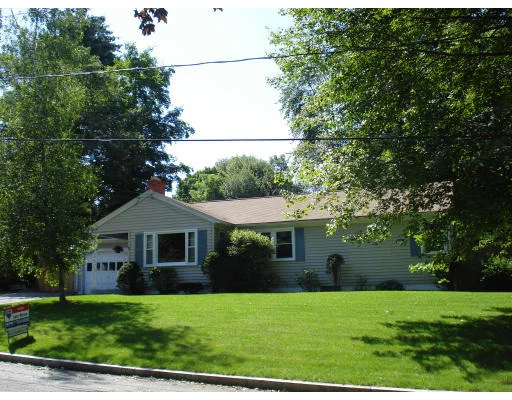 Unit for sale at 5 Fair Oak Road, Springfield, MA 01128
