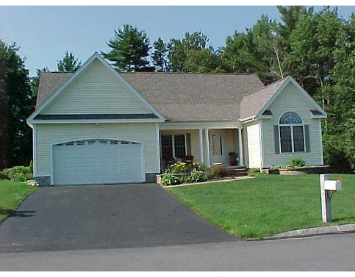 Unit for sale at 16 Sheffield Street, Hudson, NH 03051