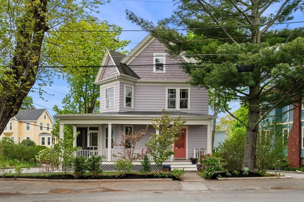 Unit for sale at 72 Greenwood Ave, Swampscott, MA 01907