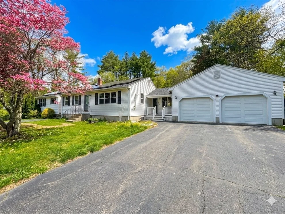 Unit for sale at 376 East St, Bridgewater, MA 02324