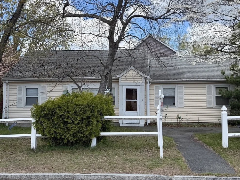 Unit for sale at 6 Black Rock Rd, Melrose, MA 02176