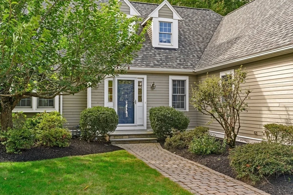 Unit for sale at 4 Doctors Hill, Scituate, MA 02066