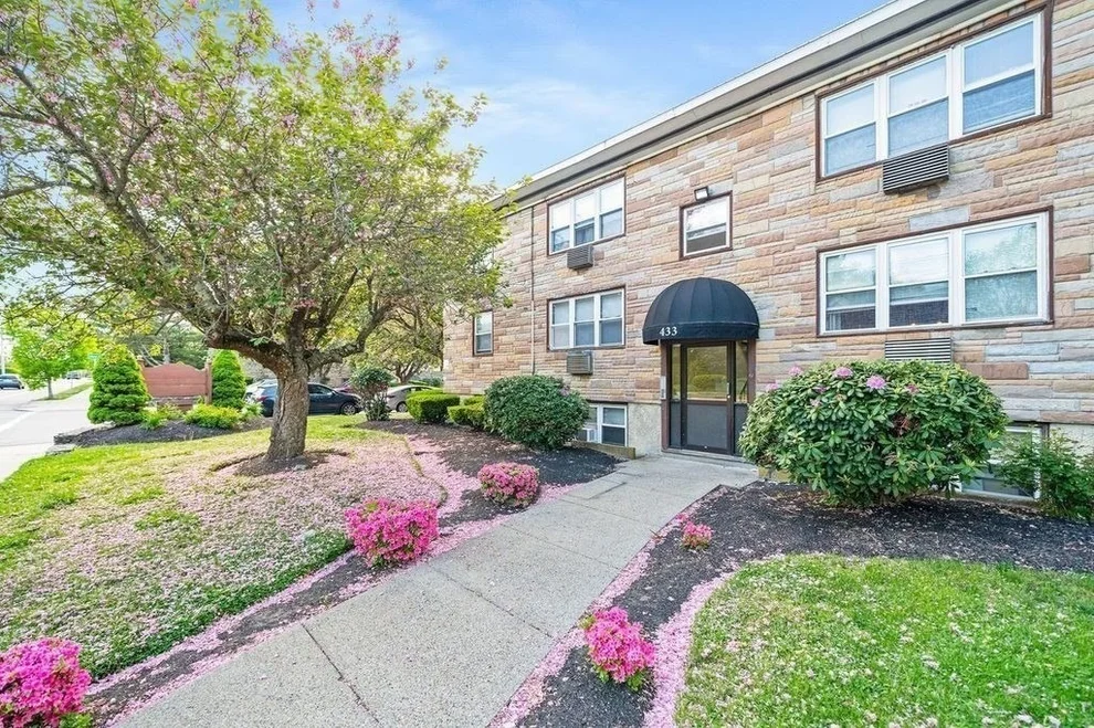 Unit for sale at 433 W Elm St, Brockton, MA 02301