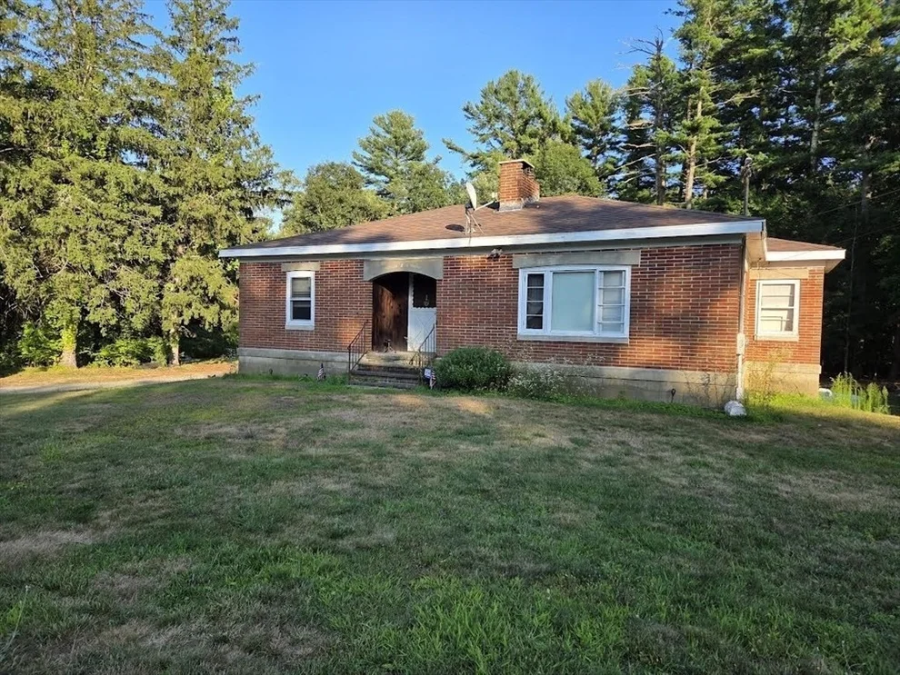Unit for sale at 195 E Main St, Norton, MA 02766