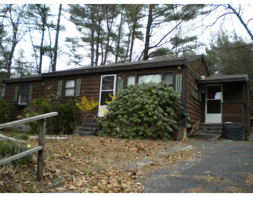 Unit for sale at 40 Lake Shore Dr, Middleboro, MA 02346