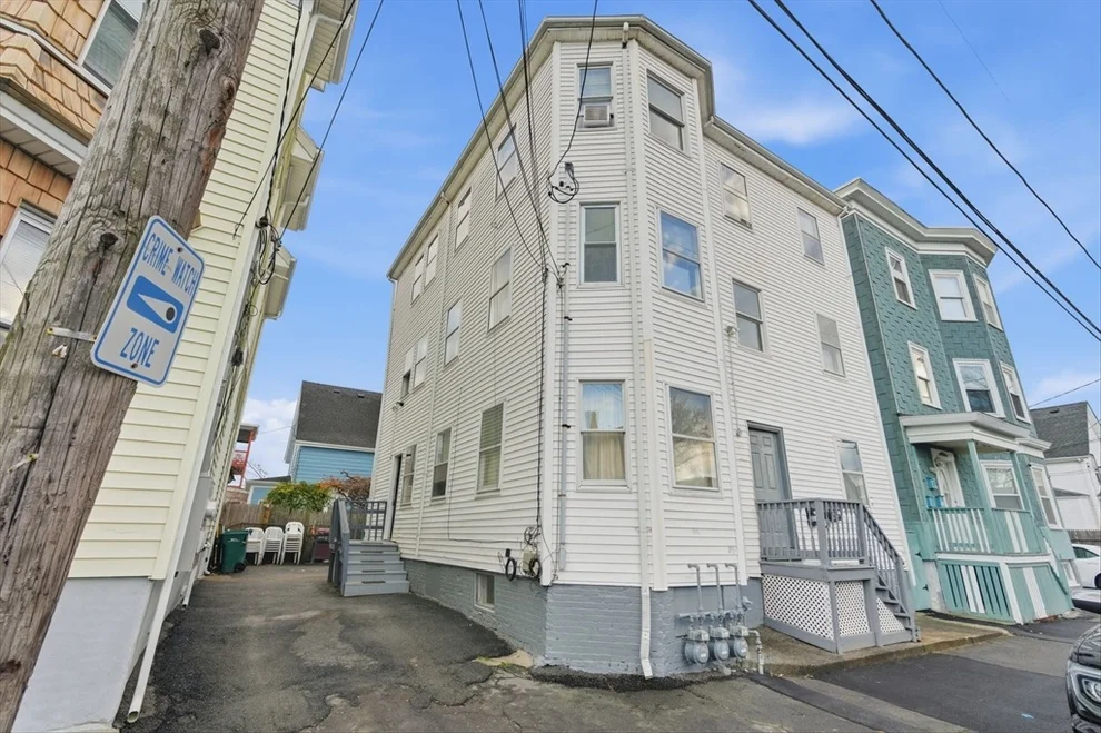 Unit for sale at 8 Ray, Lynn, MA 01905