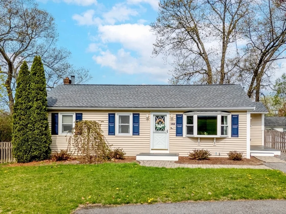 Unit for sale at 142 C St, Dracut, MA 01826