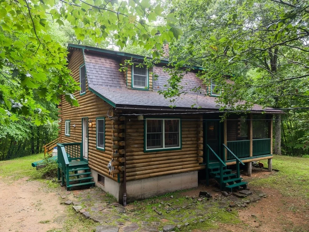 Unit for sale at 230 Keys Rd, Warren, MA 01585