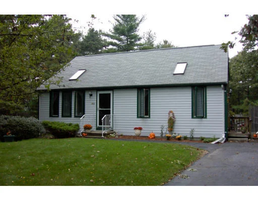 Unit for sale at 40 Cains Hill Dr, Taunton, MA 02718