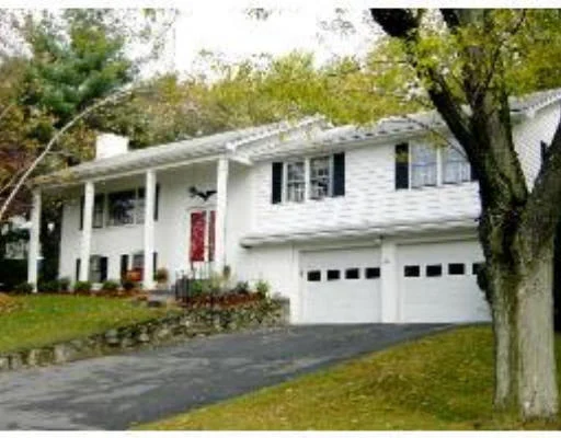 Unit for sale at 30 Hollywood Rd, Winchester, MA 01890