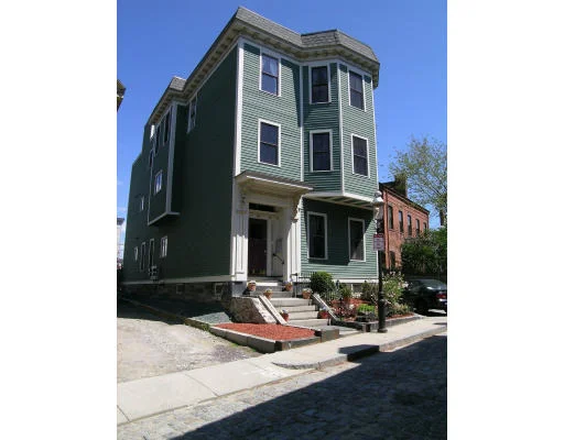 Unit for sale at 4 Mt. Vernon Ave, Boston, MA 02129
